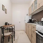 M&r Mantouki
