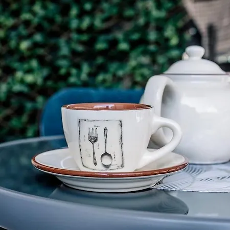 Apartament M&r Mantouki