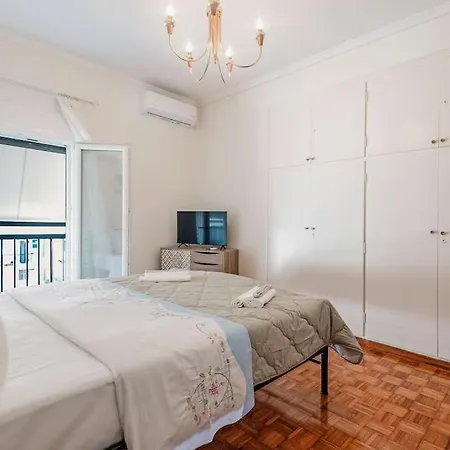 M&r Apartment *