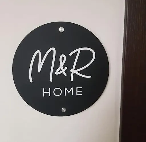 M&r